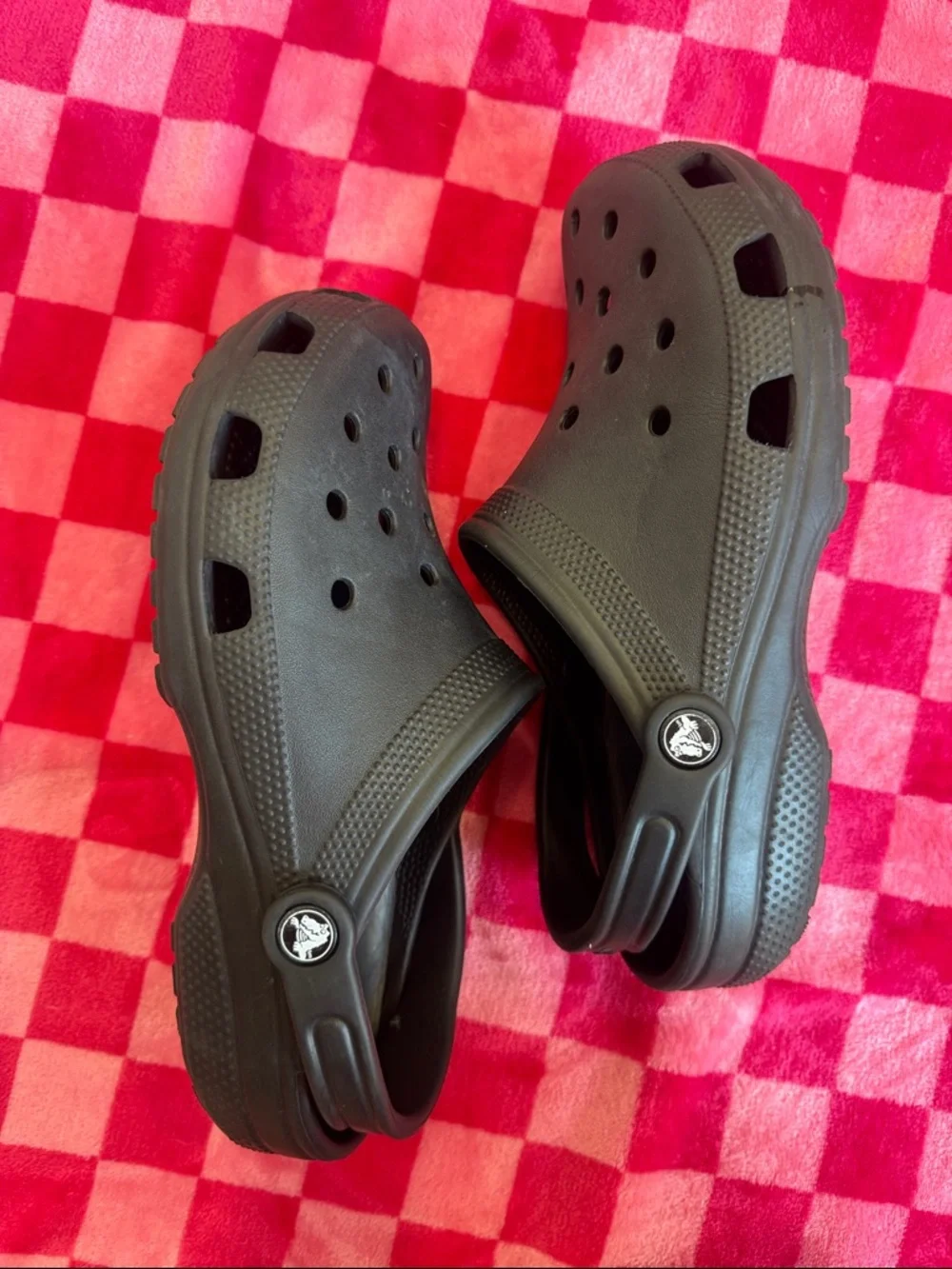 Crocs Classic Black Clogs - Picture 6 of 6